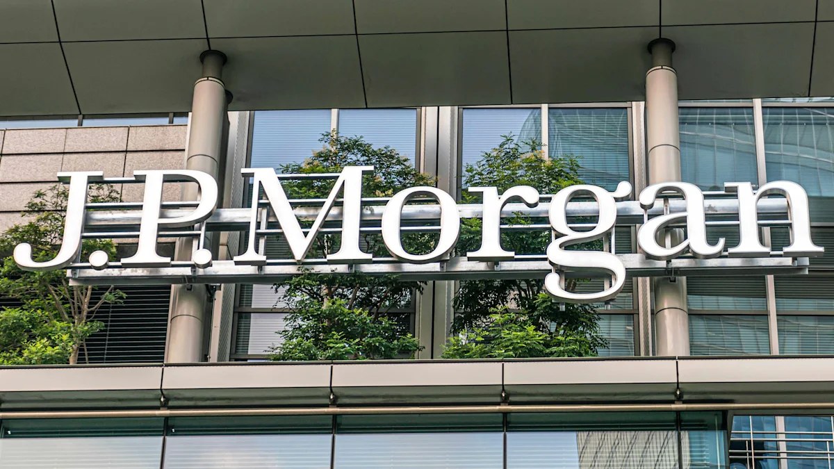JPMorgan CEO Jamie Dimon offers up a quick insight for investors
