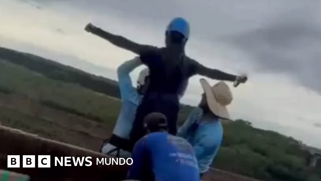 La trágica muerte de una joven brasileña después de que los instructores la lanzaran desde un puente sin atarla a una cuerda