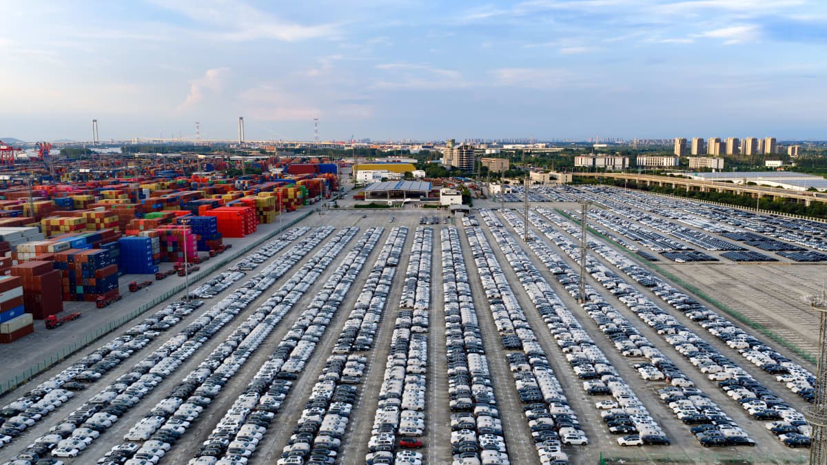 China exports in June jump at fastest pace since 2021 as AI boom, tariff rush lift trade