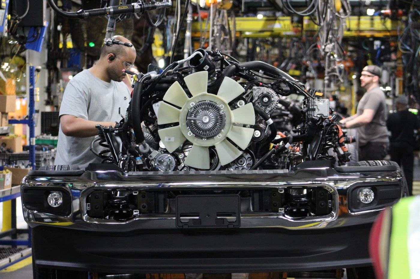 Ford announces $1 billion investment at Kentucky plant following DOT criticism on China