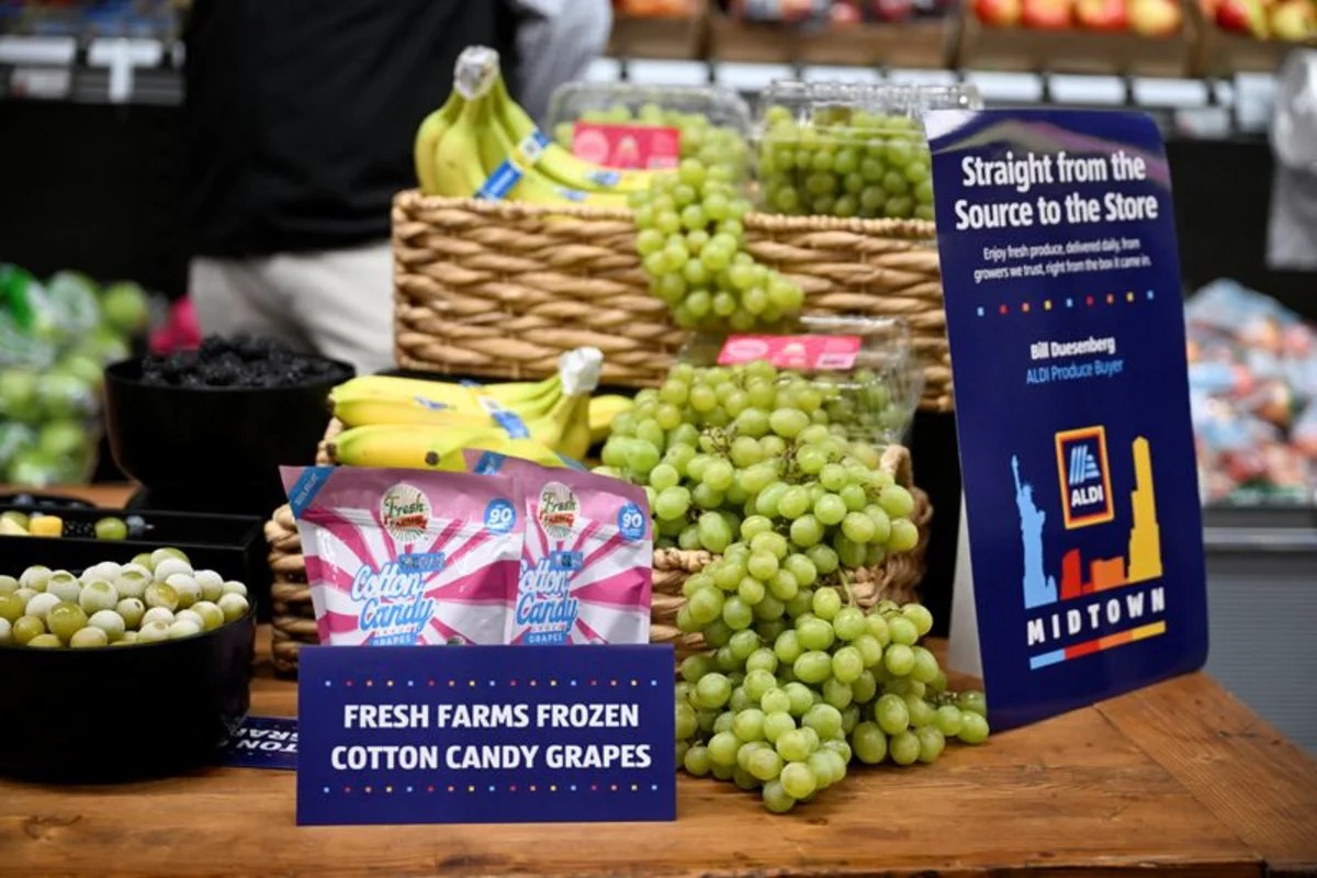 US producer prices unexpectedly fall in June