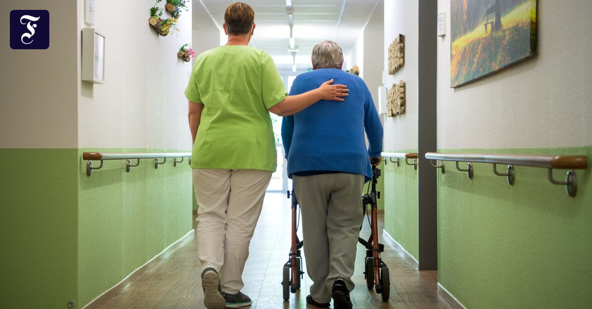 Anstieg seit 2018: 54 Prozent mehr Lohn in der Pflege, nur 18 Prozent in der Industrie