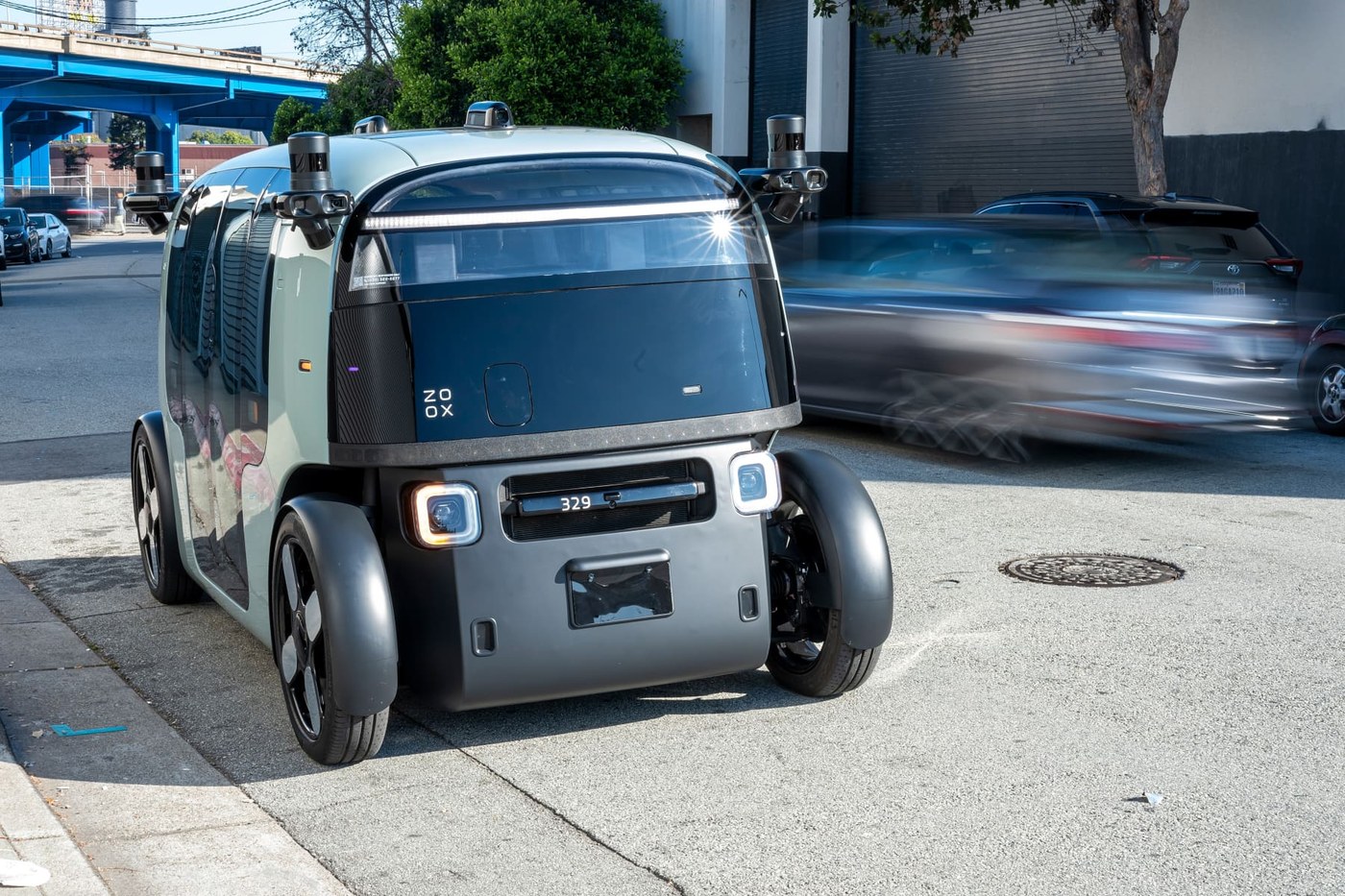 Amazon's Zoox issues software recall after robotaxi drove into heavy smoke