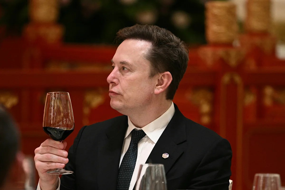 Elon Musk SEC settlement raises 'red flags,' judge says