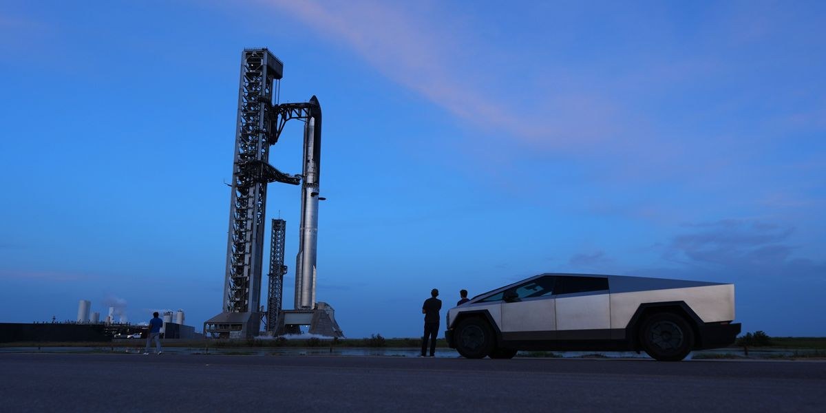 Starship: SpaceX verschiebt Startversuch – Falcon-9-Teil droht Mondkollision